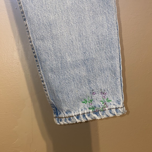 Vintage Levi’s 512 jeans - Picture 7 of 8